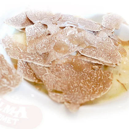 Fresh Italian White Truffles (Tuber Magnatum Pico) 8oz (230g) - Image 3